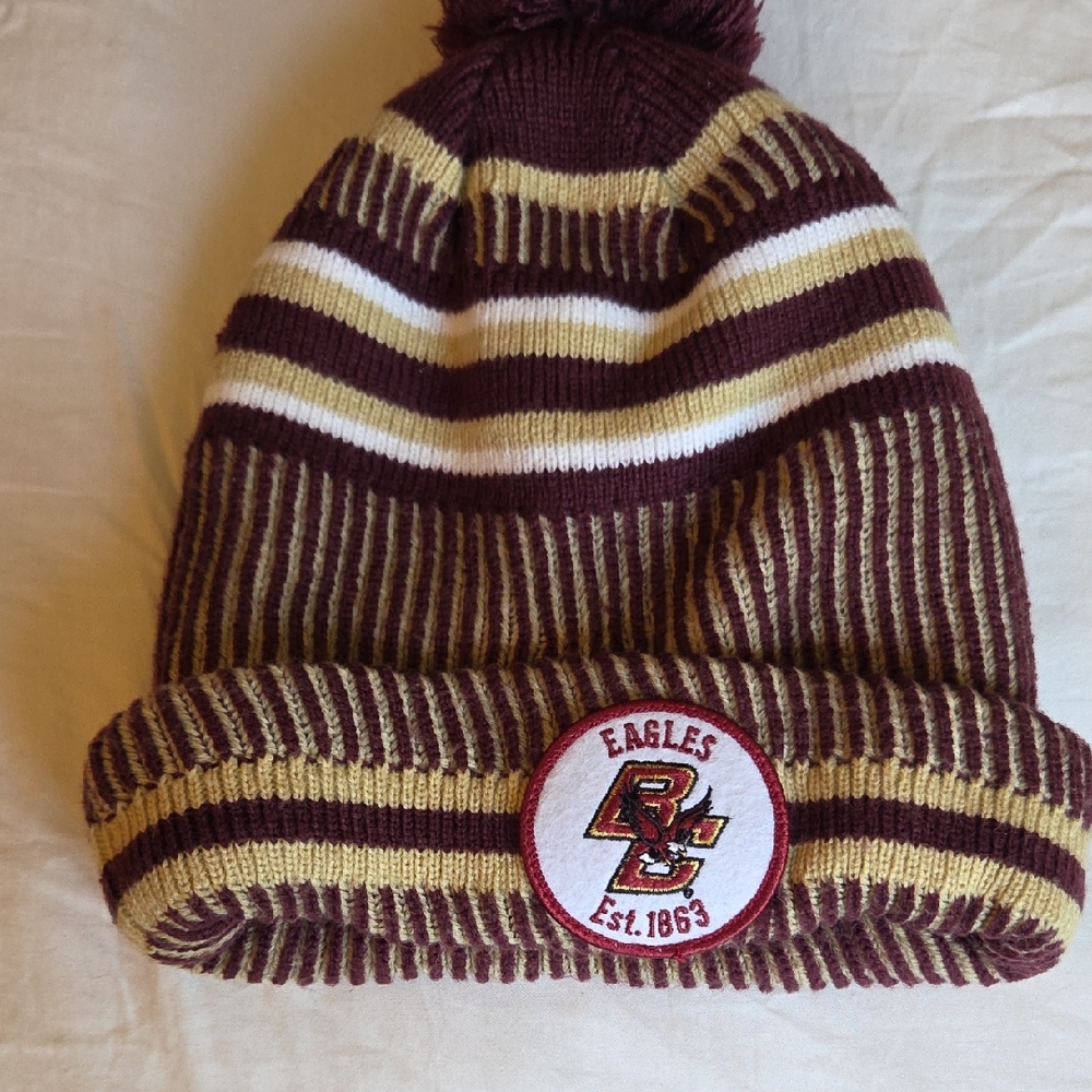New Era Pom Beanie - Maroon, Gold & White